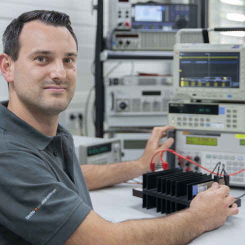 Calibration of resistors Calibration of low frequency measuring instruments