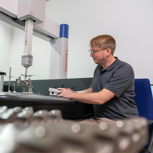 Measurement of gear teeth Testing of a gearing gauge