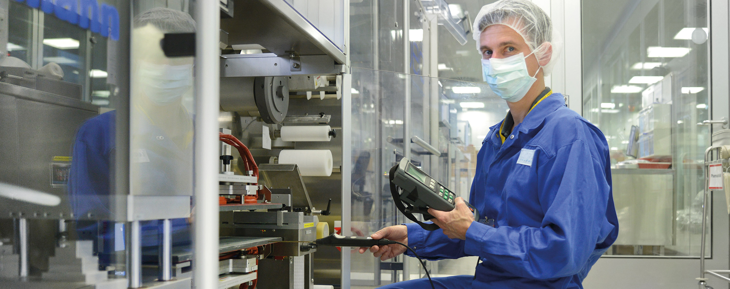 GMP compliant calibration of a pharmaceutical production plant
