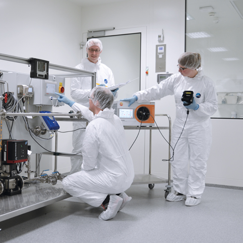 Training facility for calibrations GxP Services Team: Training facility for calibrations
